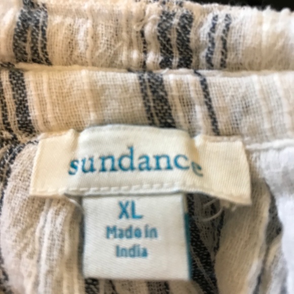 Blouse - Picture 2 of 4